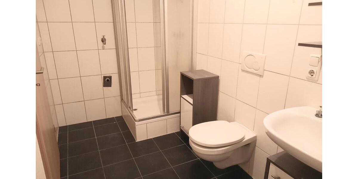 Etagenwohnung Mitterteich - 3 Zimmer, 83 m&sup2;, 590&euro; | Angebot:25823252