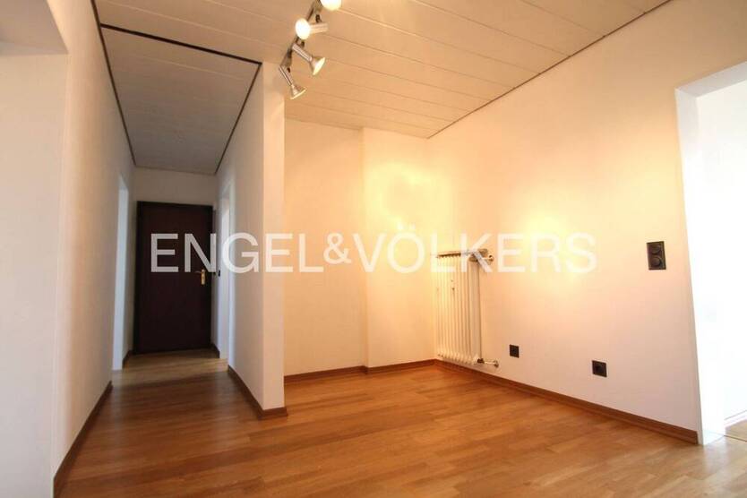 Hilden: Citynah & charmant - Schöne Wohnung mit großer Loggia