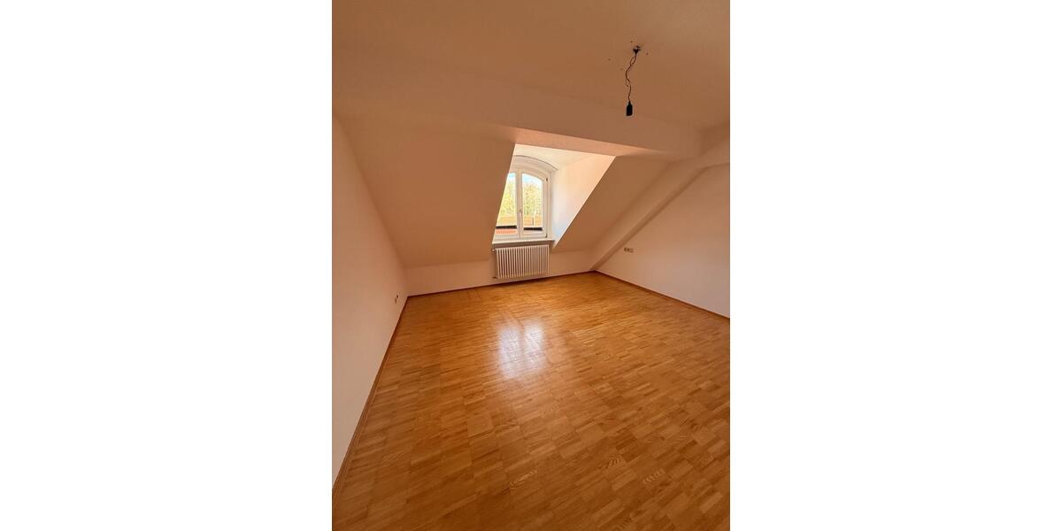 Maisonettenwohnung Zell am Harmersbach - 4 Zimmer, 167 m&sup2;, 1.170&euro; | Angebot:25479850