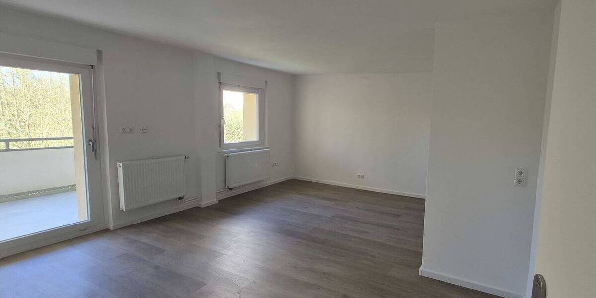 Etagenwohnung Singen (Hohentwiel) Singen - 3 Zimmer, 80 m&sup2;, 900&euro; | Angebot:26388607