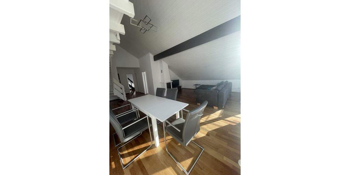 Etagenwohnung Düsseldorf Unterbach - 4 Zimmer, 99 m&sup2;, 2.400&euro; | Angebot:24621106