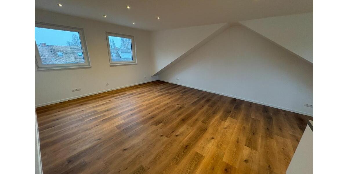 Dachgeschoßwohnung Nordhorn Bookholt - 2 Zimmer, 80 m&sup2;, 900&euro; | Angebot:24866413