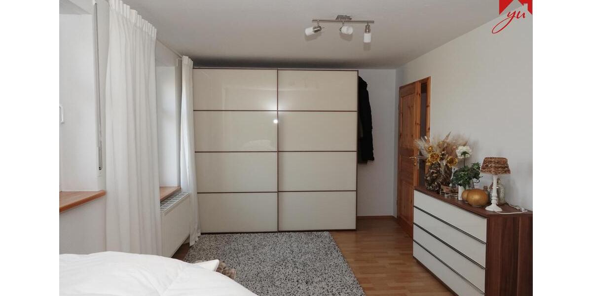 Einfamilienhaus Südbrookmerland - 8 Zimmer, 220 m&sup2;, 1.600&euro; | Angebot:25971905