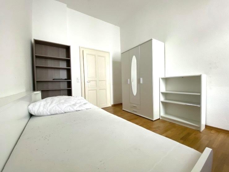 Wohnen auf Zeit Walluf - 1 Zimmer, 14 m&sup2;, 510&euro; | Angebot:26037350
