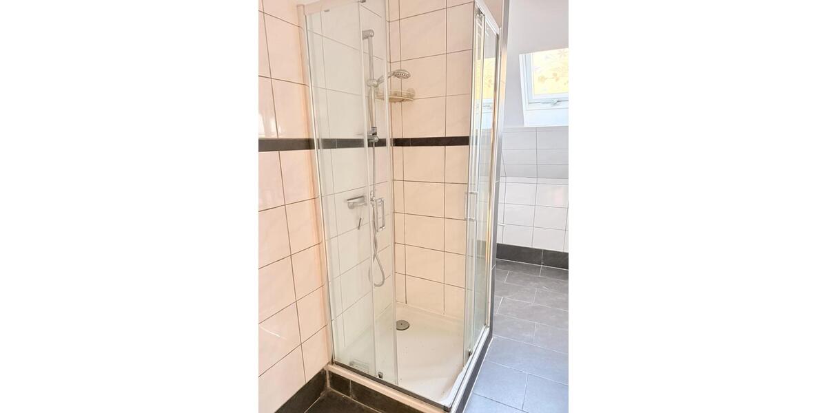 Dachgeschoßwohnung Ronshausen - 3 Zimmer, 70 m&sup2;, 700&euro; | Angebot:26243014