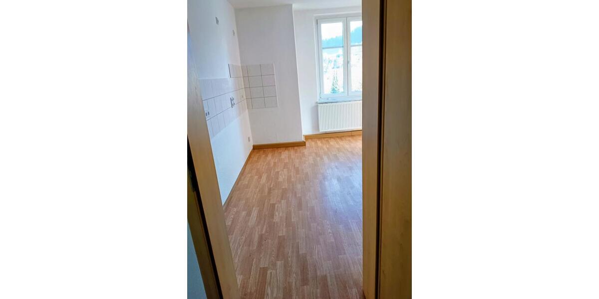 Etagenwohnung Olbernhau - 2 Zimmer, 52 m&sup2;, 285&euro; | Angebot:25487026
