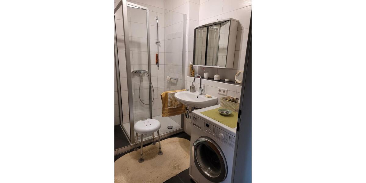 Etagenwohnung Zirndorf - 3 Zimmer, 85 m&sup2;, 950&euro; | Angebot:26700336