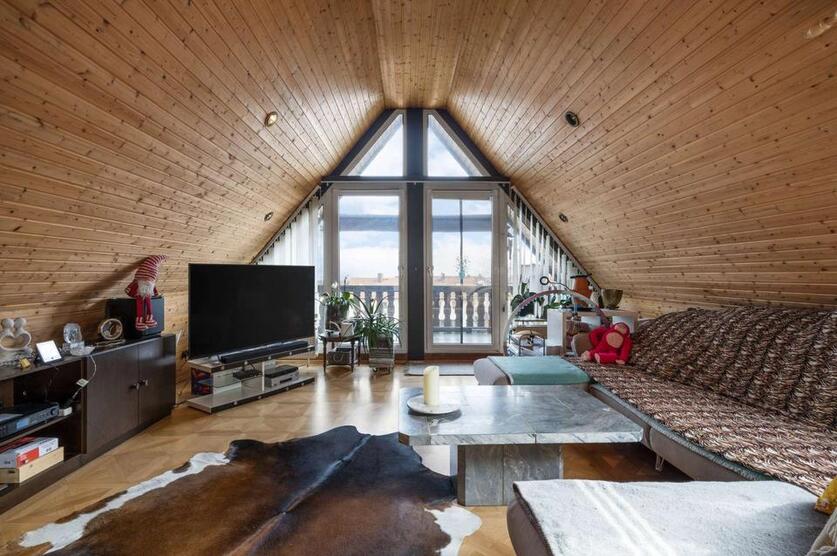 Ruhige Dachgeschoßwohnung mit Abstellraum in Butzbach – 1.300 €