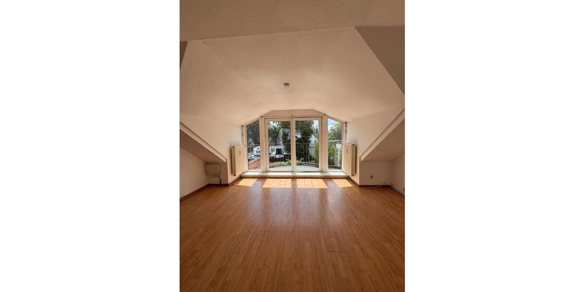 Dachgeschoßwohnung Hannover Nord - 2 Zimmer, 55 m&sup2;, 700&euro; | Angebot:26618685