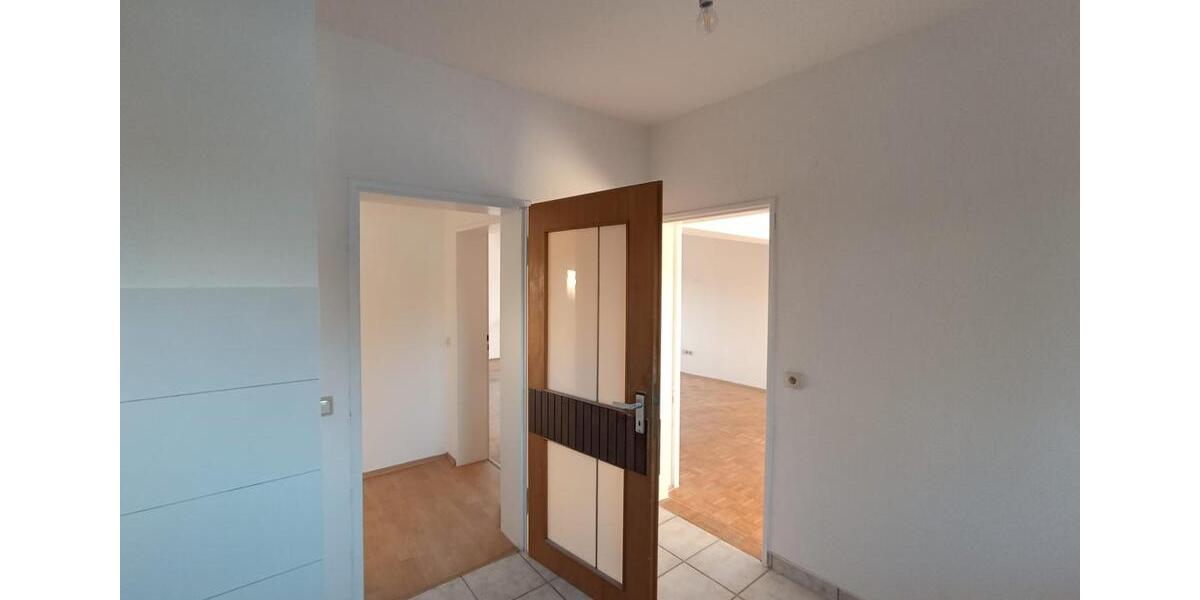 Etagenwohnung Dortmund Hombruch - 2 Zimmer, 73 m&sup2;, 600&euro; | Angebot:24690305