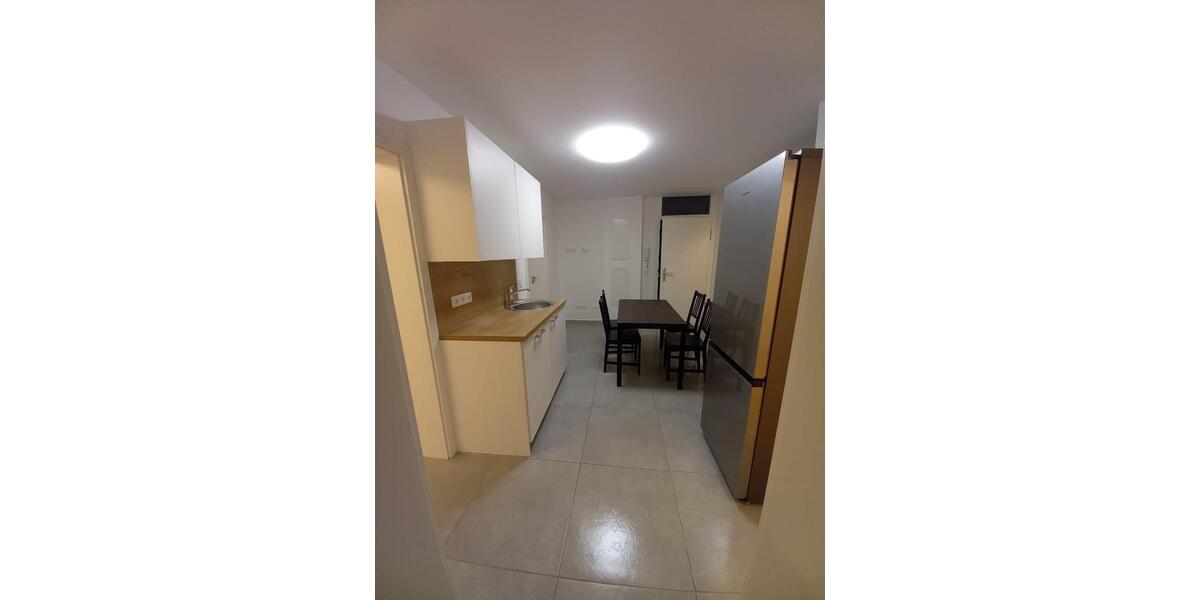 Erdgeschoßwohnung Stuttgart Stuttgart-West - 1 Zimmer, 10 m&sup2;, 440&euro; | Angebot:26637750