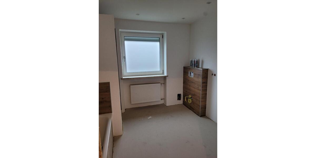 Einfamilienhaus Palling - 8 Zimmer, 2.200&euro; | Angebot:23250900