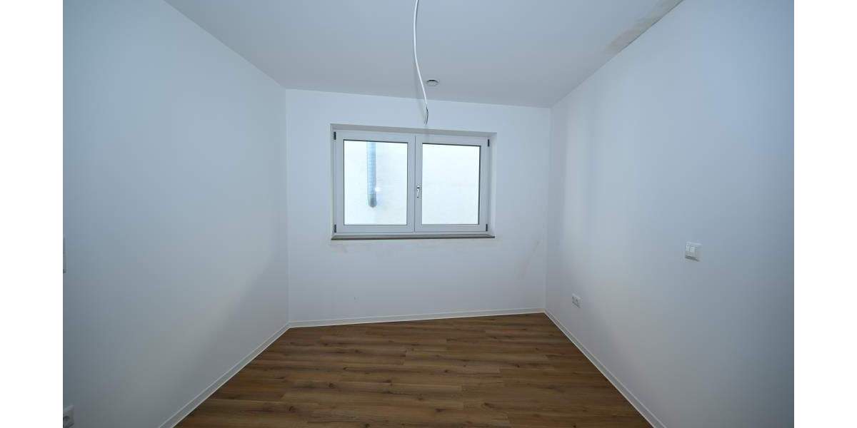 Etagenwohnung Seubersdorf - 2 Zimmer, 57 m&sup2;, 650&euro; | Angebot:24793419