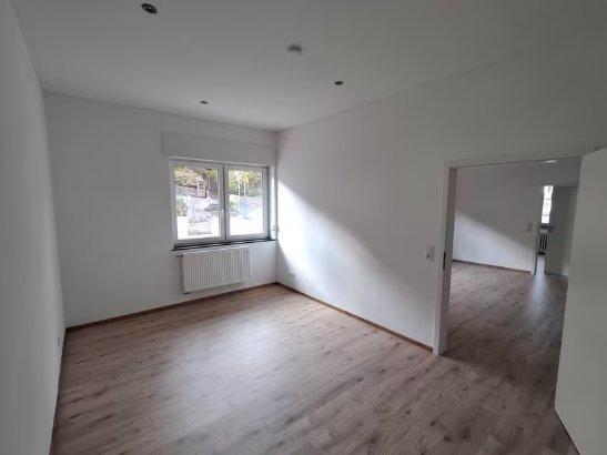 Etagenwohnung Mespelbrunn - 4 Zimmer, 105 m&sup2;, 830&euro; | Angebot:26234782