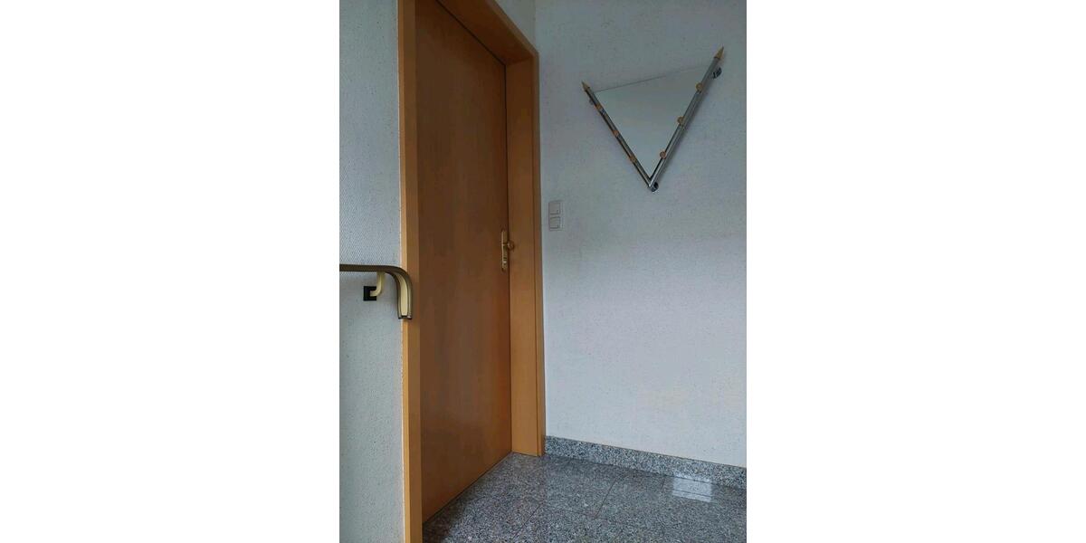 Etagenwohnung Lauterbach (Hessen) - 1 Zimmer, 25 m&sup2;, 325&euro; | Angebot:25899316