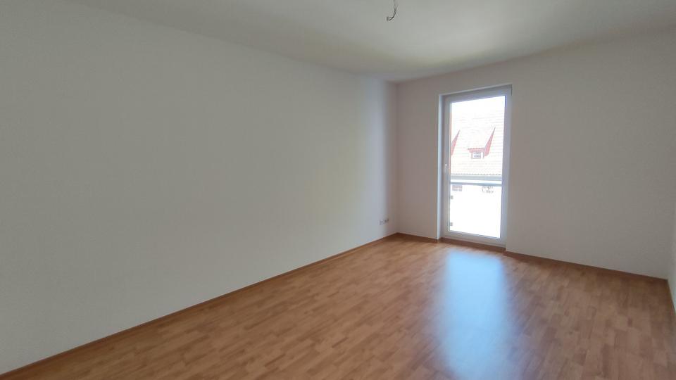 Etagenwohnung Erfurt - 3 Zimmer, 110 m&sup2;, 1.265&euro; | Angebot:26368259