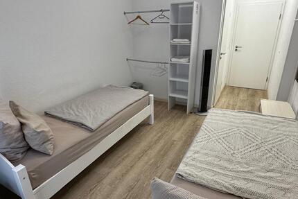 Wohnen auf Zeit Untereisesheim - 1 Zimmer, 12 m&sup2;, 812&euro; | Angebot:26213599