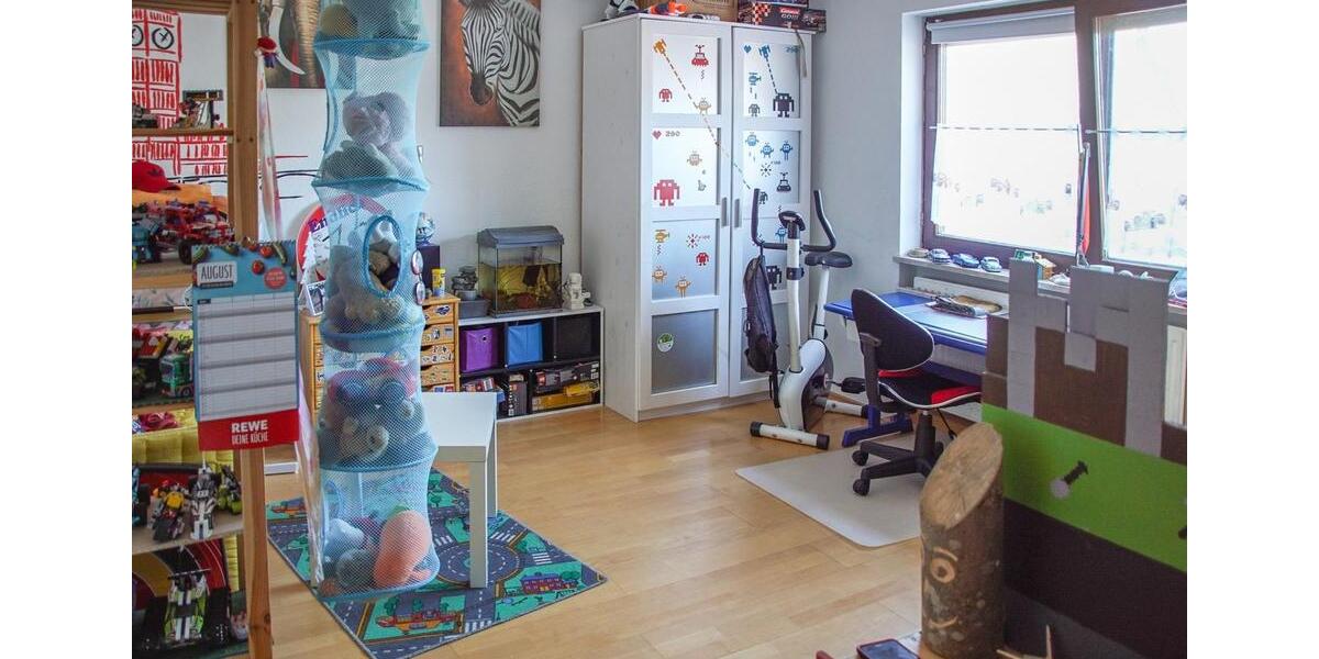 Etagenwohnung Kehl - 4 Zimmer, 120 m&sup2;, 500&euro; | Angebot:25102712