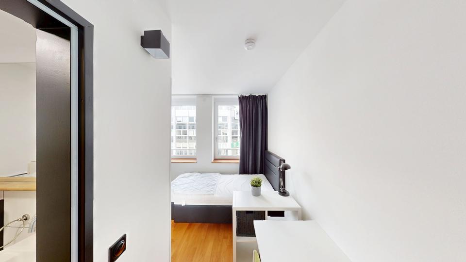 Wohnen auf Zeit Düsseldorf Stadtmitte - 1 Zimmer, 18 m&sup2;, 770&euro; | Angebot:25309186
