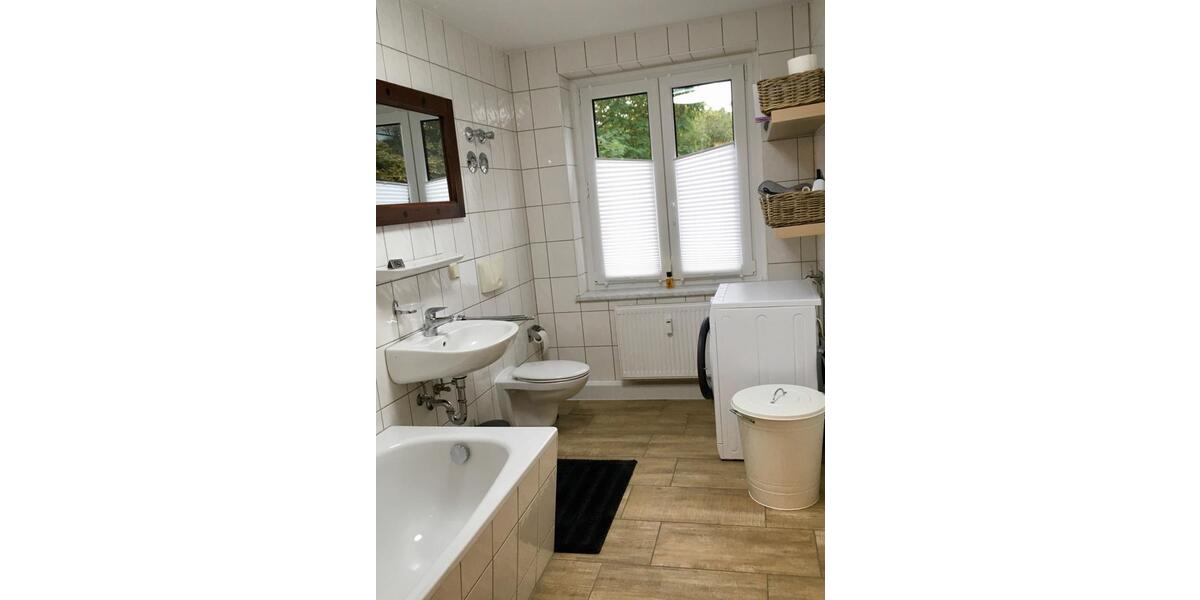 Wohnen auf Zeit Chemnitz - 2 Zimmer, 65 m&sup2;, 1.280&euro; | Angebot:21224886
