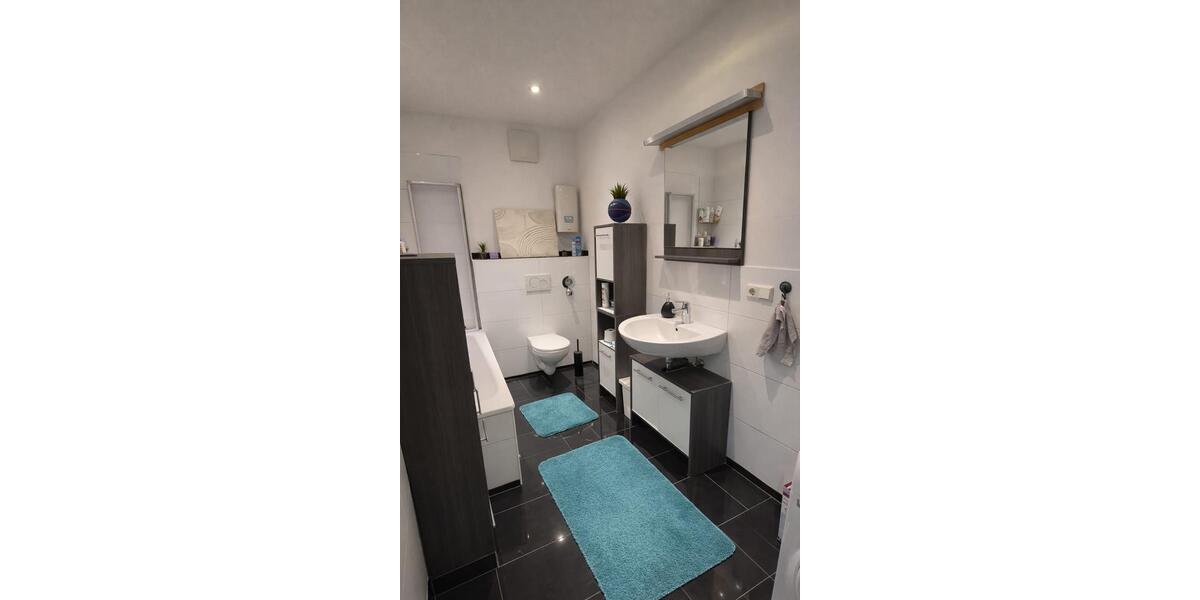 Etagenwohnung Saarbrücken - 4 Zimmer, 95 m&sup2;, 1.600&euro; | Angebot:24850770