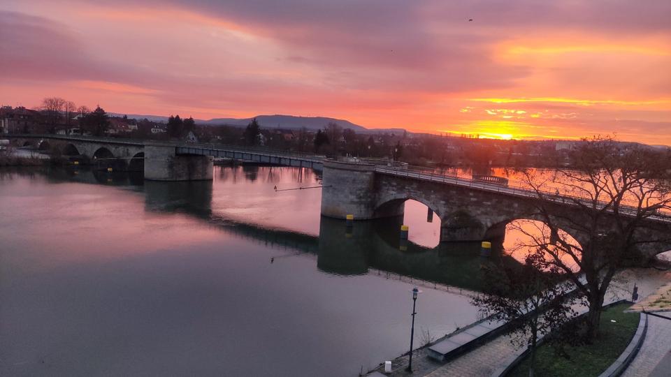 Maisonettenwohnung Kitzingen - 3 Zimmer, 135 m&sup2;, 1.200&euro; | Angebot:25299628