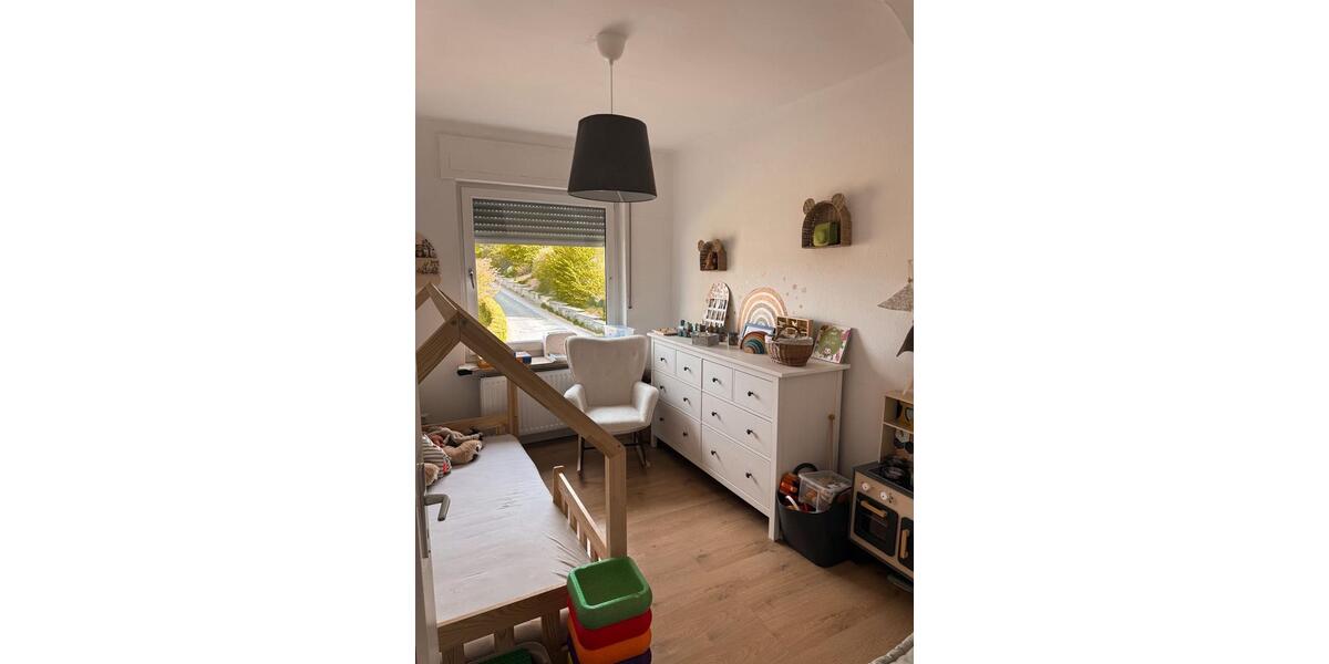 Etagenwohnung Netphen - 4 Zimmer, 85 m&sup2;, 700&euro; | Angebot:26563191