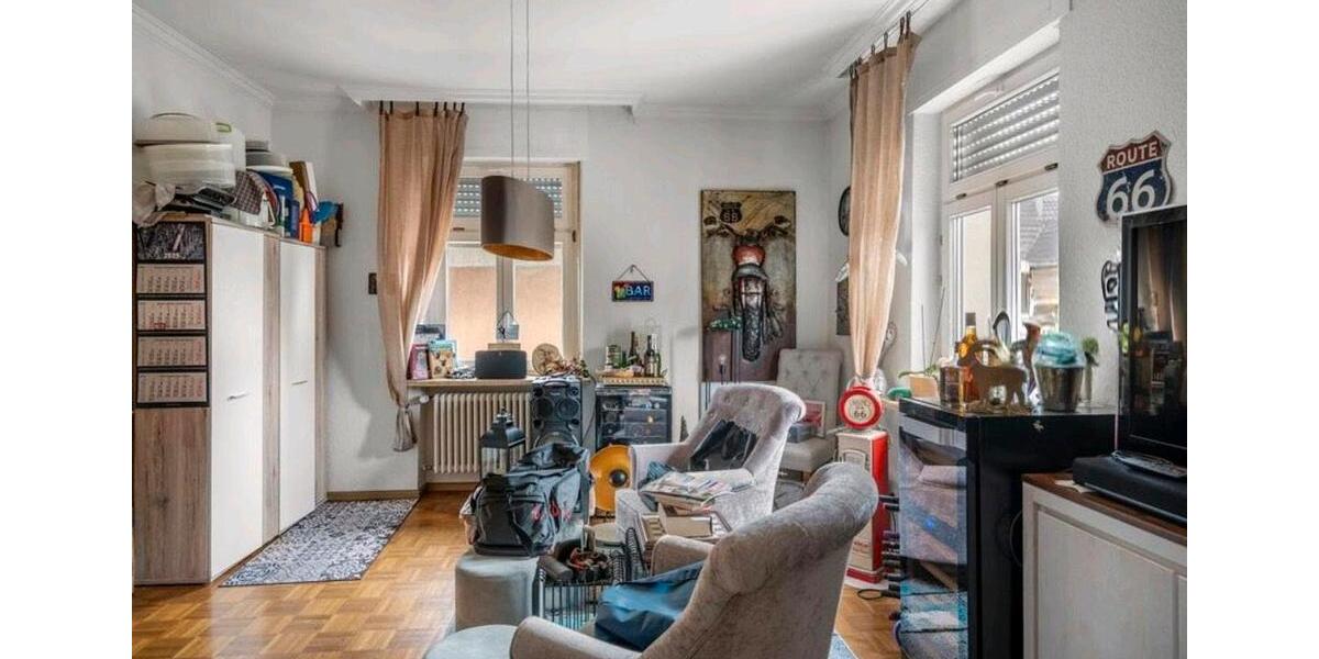 Etagenwohnung Friesenheim - 7 Zimmer, 210 m&sup2;, 1.550&euro; | Angebot:26481449