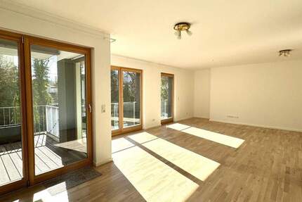 Wohnung Kaiserslautern Innenstadt - 3 Zimmer, 107 m&sup2;, 1.150&euro; | Angebot:25691249