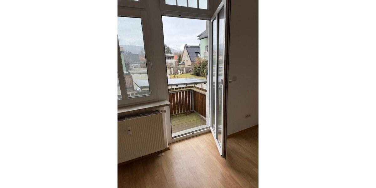 Etagenwohnung Bad Blankenburg - 1 Zimmer, 36 m&sup2;, 242&euro; | Angebot:26051117