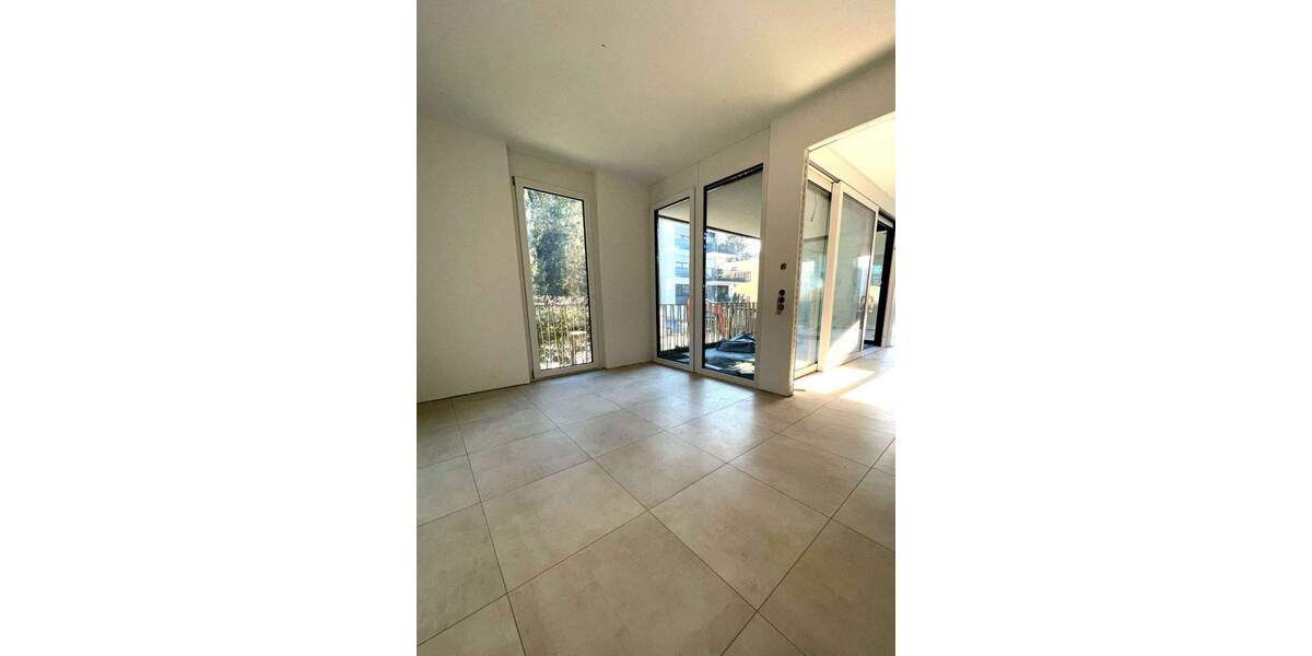 Etagenwohnung Konstanz Petershausen - 2 Zimmer, 79 m&sup2;, 1.525&euro; | Angebot:25909350