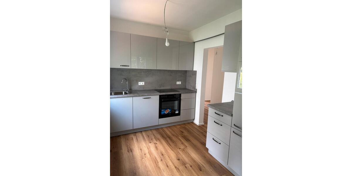 Erdgeschoßwohnung Stuttgart Degerloch - 3 Zimmer, 70 m&sup2;, 1.400&euro; | Angebot:26516829