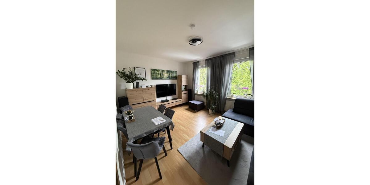 Etagenwohnung Stuttgart Luginsland - 3 Zimmer, 65 m&sup2;, 900&euro; | Angebot:26580016