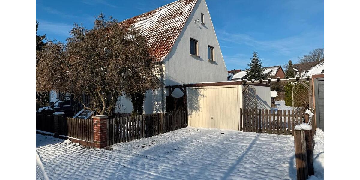 Doppelhaushälfte Hannover Vahrenwald-List - 3 Zimmer, 100 m&sup2;, 1.200&euro; | Angebot:25140987