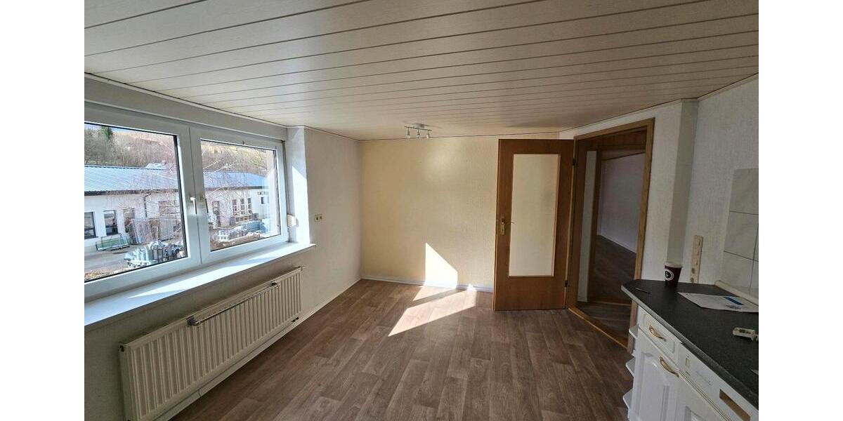 Etagenwohnung Olbernhau - 3 Zimmer, 97 m&sup2;, 590&euro; | Angebot:25376813