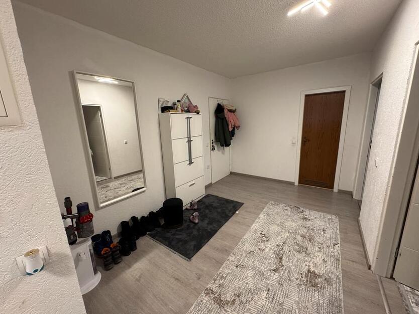 3 Zimmer Wohnung mit 92m2 zu vermieten