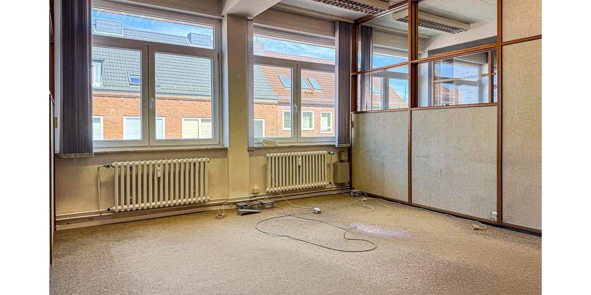 Gewerbeobjekt Kiel Exerzierplatz - 1 Zimmer, 245 m&sup2;, 3.400&euro; | Angebot:25666599