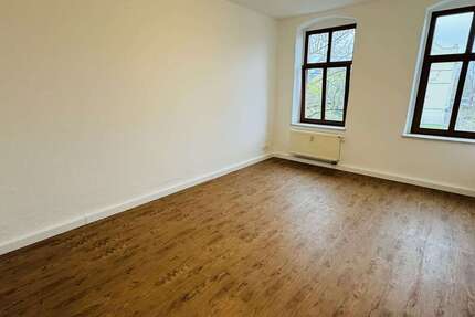 Wohnung Hainichen - 3 Zimmer, 62 m&sup2;, 340&euro; | Angebot:26999878