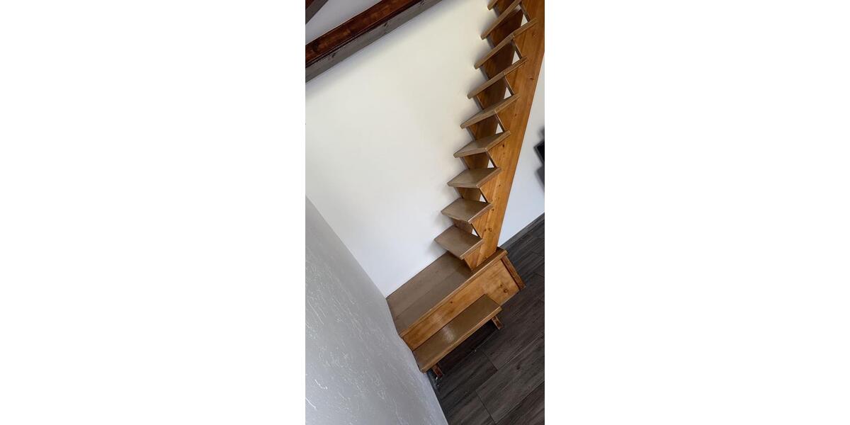 Etagenwohnung Uslar - 3 Zimmer, 160 m&sup2;, 850&euro; | Angebot:25948838