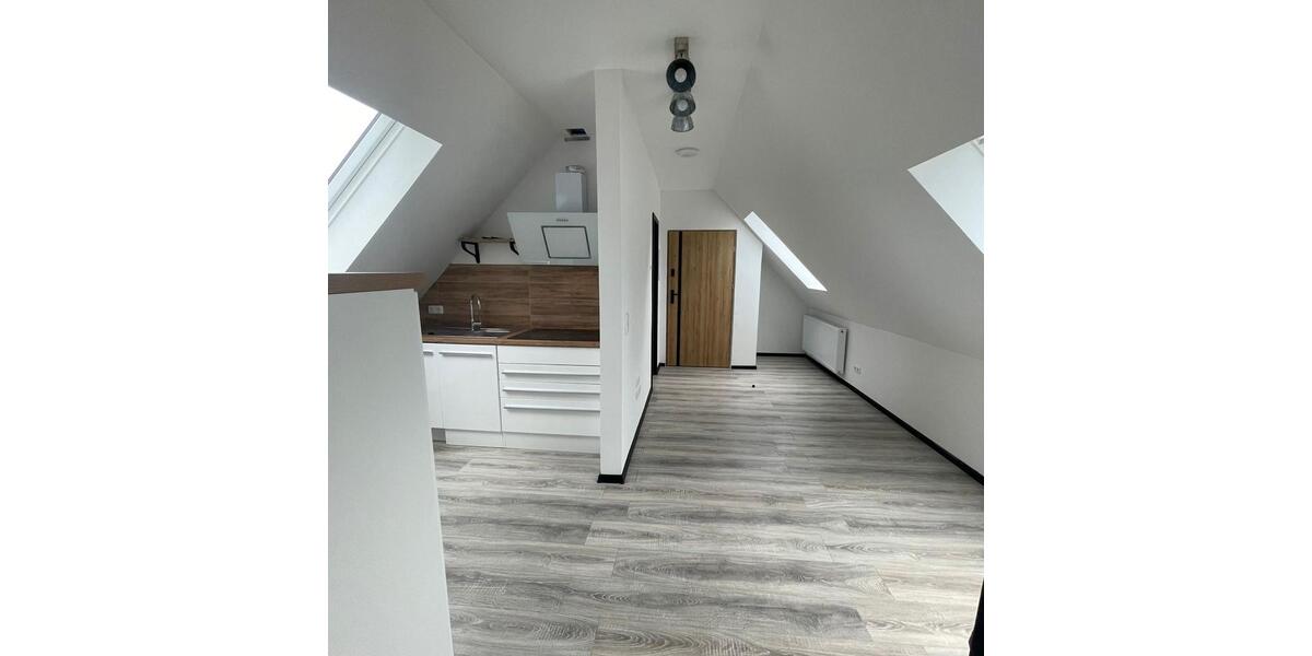 Dachgeschoßwohnung Mühlenbecker Land - 2 Zimmer, 1 m&sup2;, 600&euro; | Angebot:25823561