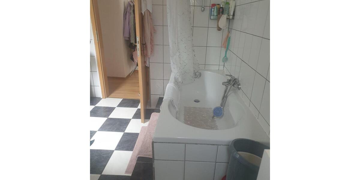 Dachgeschoßwohnung Albstadt - 3 Zimmer, 52 m&sup2;, 500&euro; | Angebot:26693296
