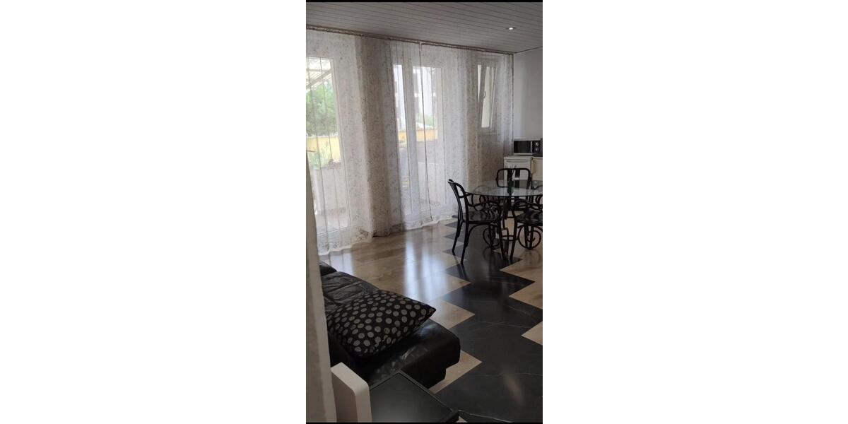 Wohnen auf Zeit Köln Mülheim - 3 Zimmer, 25 m&sup2;, 600&euro; | Angebot:25767912