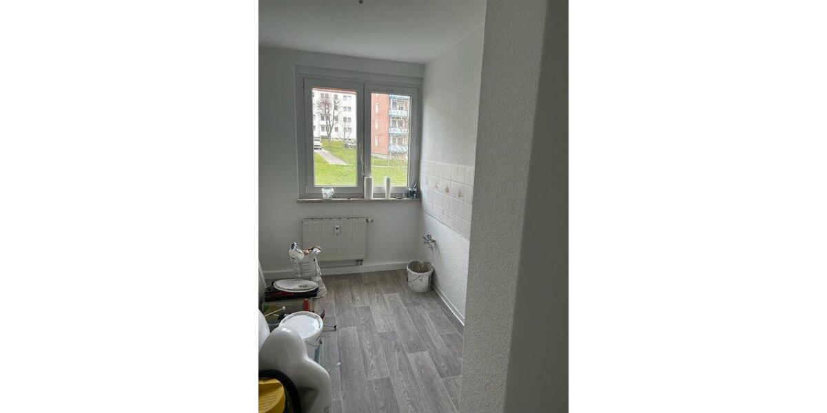 Etagenwohnung Zschopau - 3 Zimmer, 56 m&sup2;, 400&euro; | Angebot:26496975