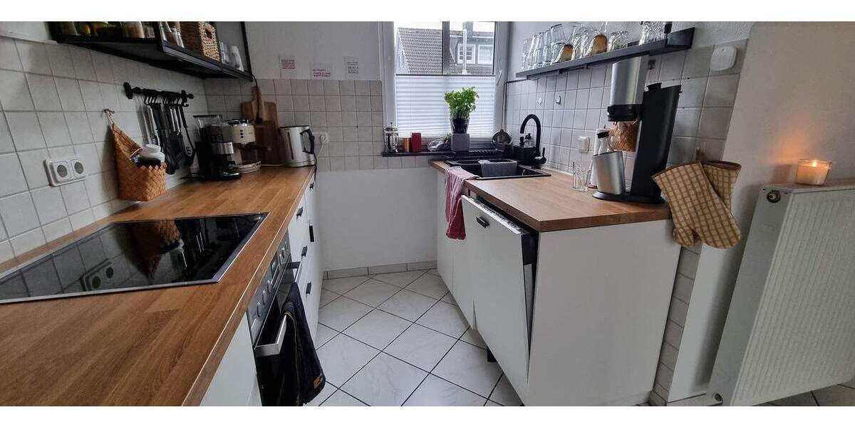 Etagenwohnung Wiehl Bielstein - 2 Zimmer, 90 m&sup2;, 750&euro; | Angebot:23945089