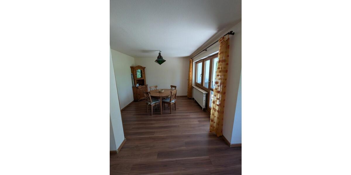 Erdgeschoßwohnung Coburg - 2.5 Zimmer, 75 m&sup2;, 800&euro; | Angebot:26611729