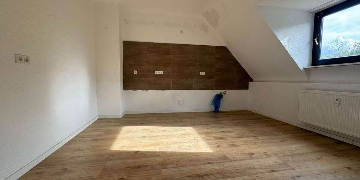 Helle sanierte 3-Zimmer-Dachgeschosswohnung in St. Ingbert-Rentrisch - 3- Saarbrücken | Angebot:26764428