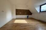 Helle sanierte 3-Zimmer-Dachgeschosswohnung in St. Ingbert-Rentrisch - 3- Saarbrücken | Angebot:26764428