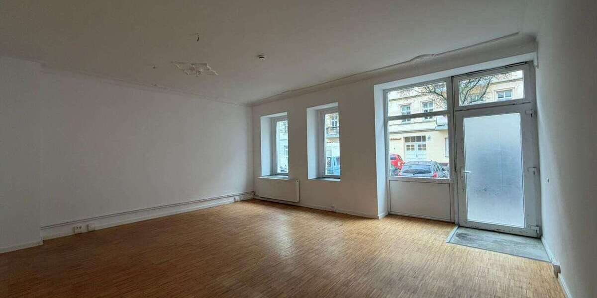 Etagenwohnung Berlin Friedrichshain - 2 Zimmer, 75 m&sup2;, 1.300&euro; | Angebot:26187477