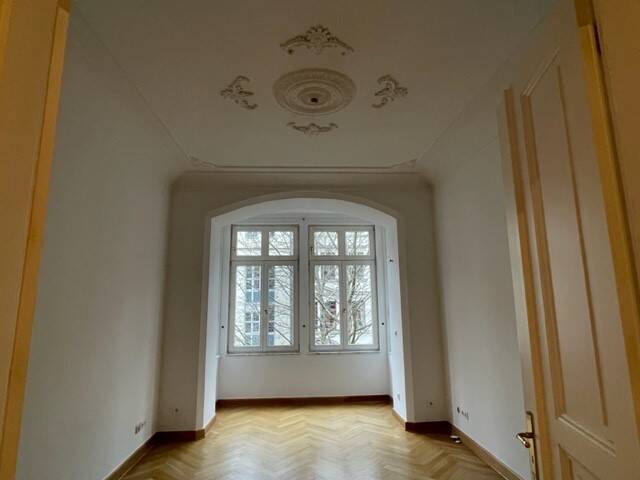 3-Raum-Altbau-Wohnung im Musikviertel