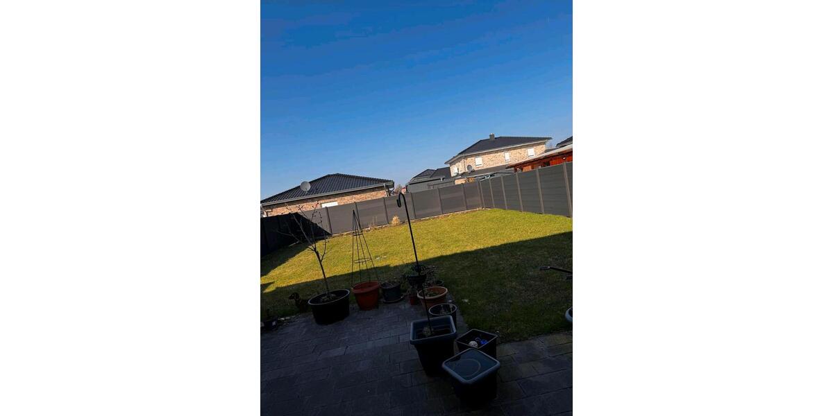 Doppelhaushälfte Ostrhauderfehn - 4 Zimmer, 108 m&sup2;, 1.350&euro; | Angebot:25986836